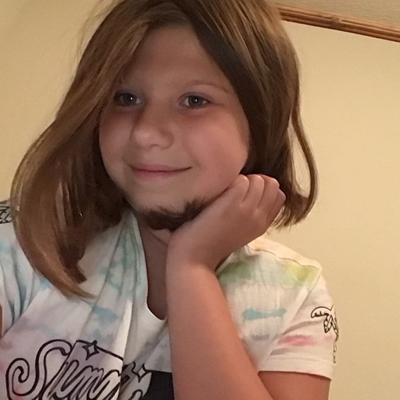 Meet your Posher, Bailey - Picture 1 of 1